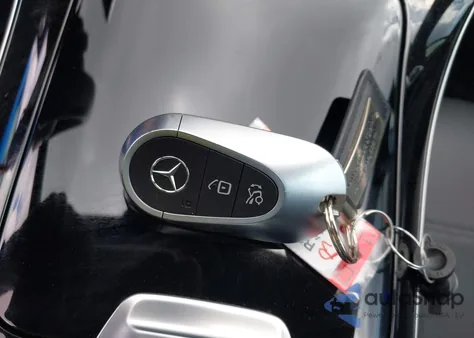 2024 Mercedes-Benz C 300 from USA, damaged, VIN W1KAF4HB2RR183870